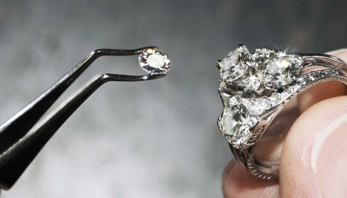 How to tell if your jewelry is real diamond? – Diamond galleria 1