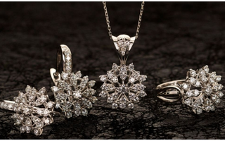 What are the latest trends in diamond jewelry designs?